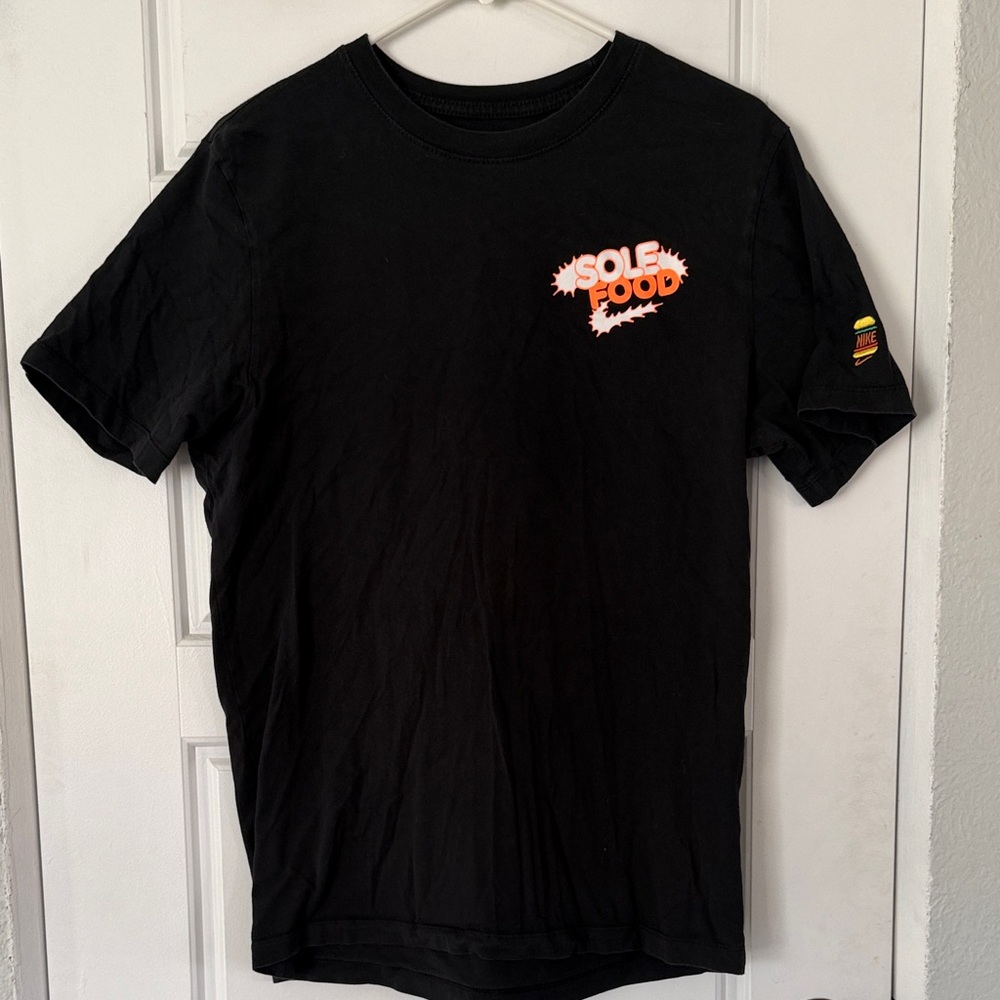 Nike Black Graphic Tee for Men